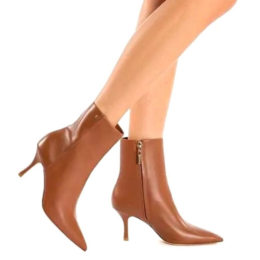 Larroude Mini Kate Ankle Boots Leather Fall Winter Preppy Statement Party 7.5